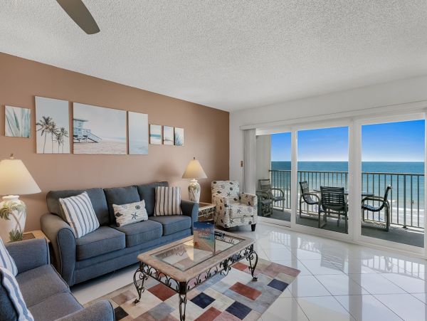 Indian Shores Vacation Rental - Florida Gulf Coast Beachfront Condo with Pool