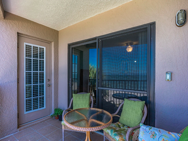 Belleair  Beach Two Bedroom Vacation Condo Sleeps 4 Guests