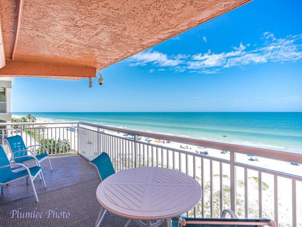 1 Bedroom Condo with spectacular views