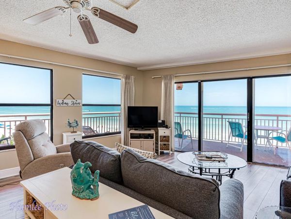 1 Bedroom Condo with spectacular views