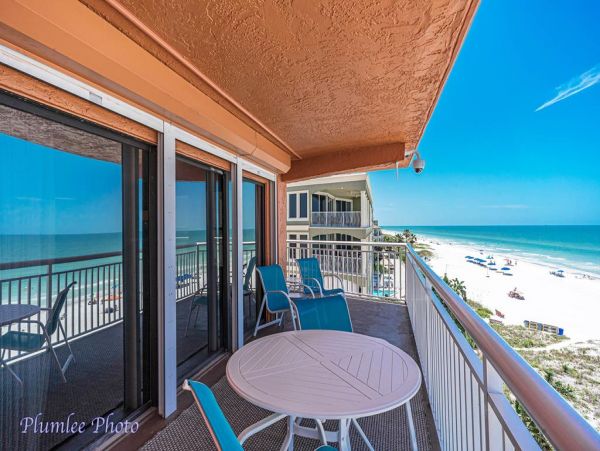 1 Bedroom Condo with spectacular views