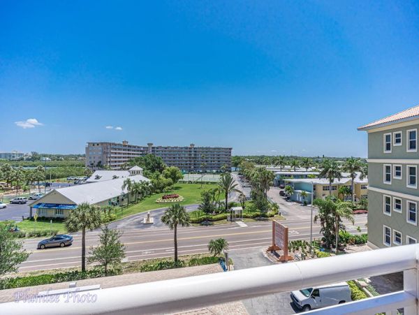 1 Bedroom Condo with spectacular views