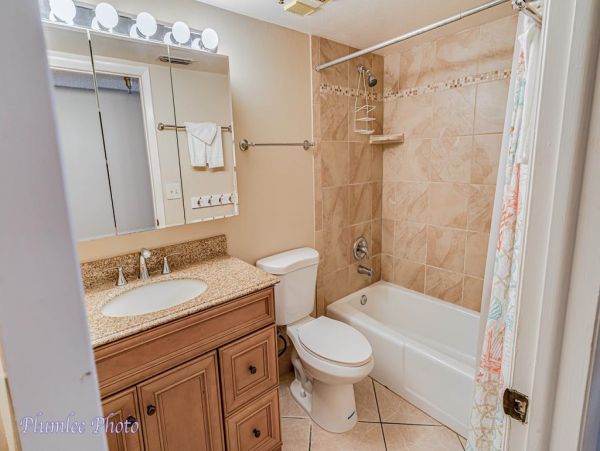 1 Bedroom Condo with spectacular views
