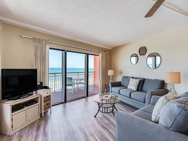 1 Bedroom Condo with spectacular views