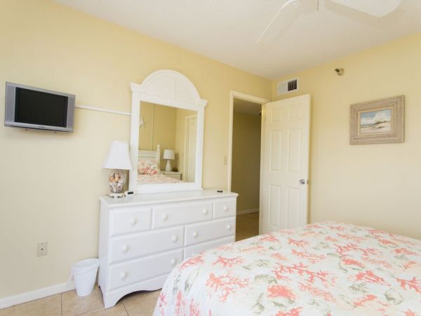 Indian Rocks Indian Shores Condo 983849