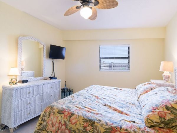 Indian Shores Ai Condo 983851