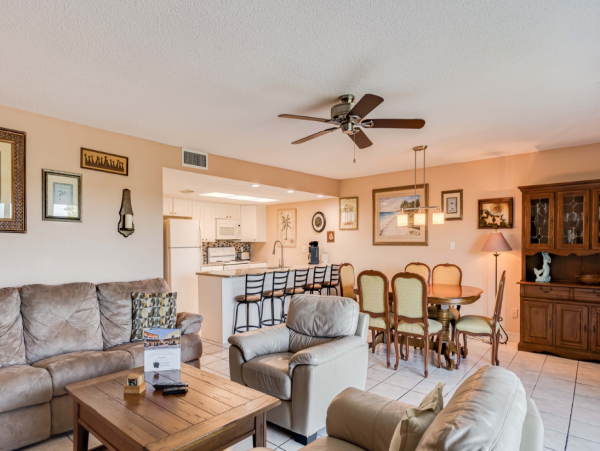 Indian Shores Two Bedroom Condo Sleeps Five Guests
