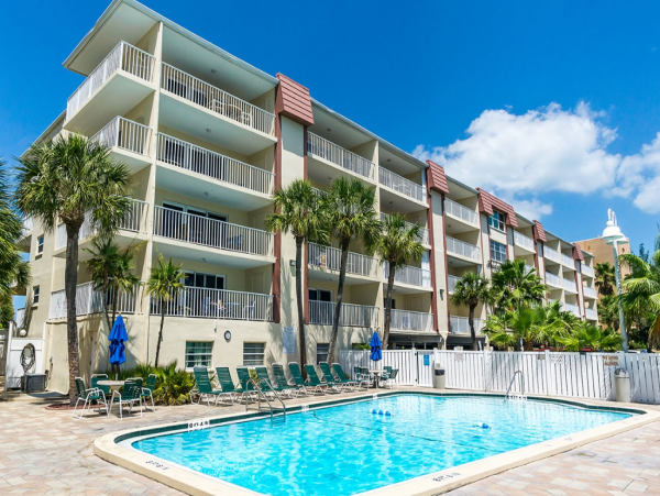 Indian Shores Two Bedroom Condo Sleeps Five Guests
