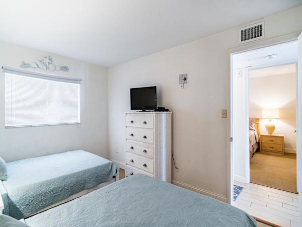 Indian Rocks Indian Shores Condo 983878