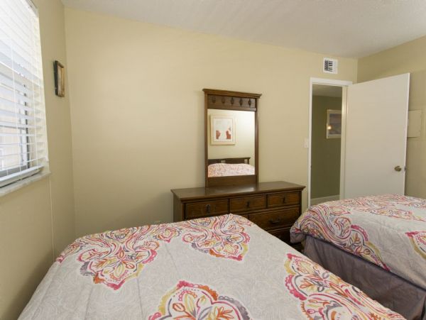 Indian Rocks Indian Shores Condo 983884