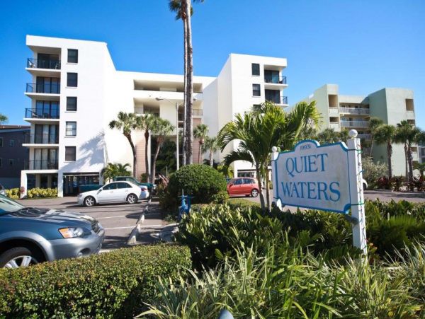 Indian Rocks Two Bedroom Vacation Condo Walk To Beach
