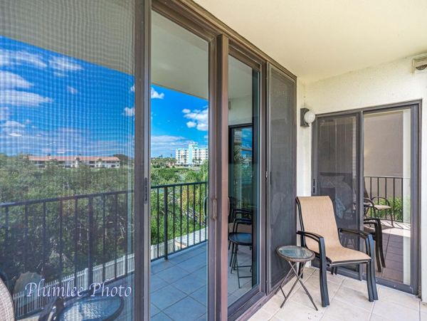 Indian Rocks Two Bedroom Vacation Condo Walk To Beach