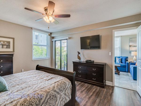 Indian Rocks Two Bedroom Vacation Condo Walk To Beach
