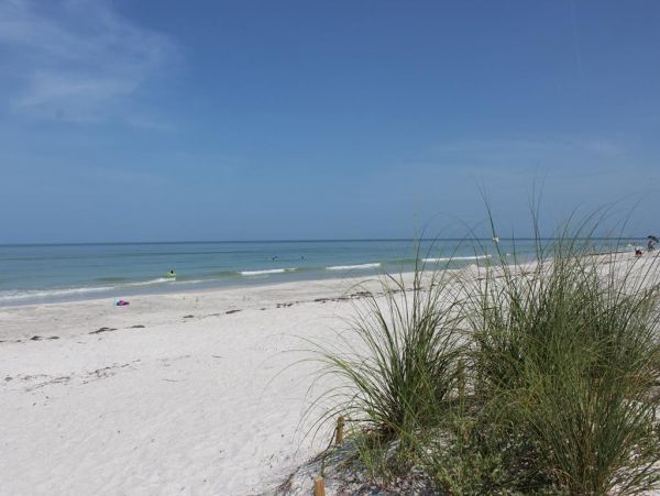 Indian Rocks Two Bedroom Vacation Condo Walk To Beach