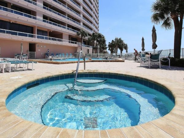 Luxury Beachfront Condo - Clearwater Vacation Rental Pool & Ocean Views