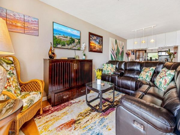 Lahaina Two Bedroom Beachfront Vacation Condo