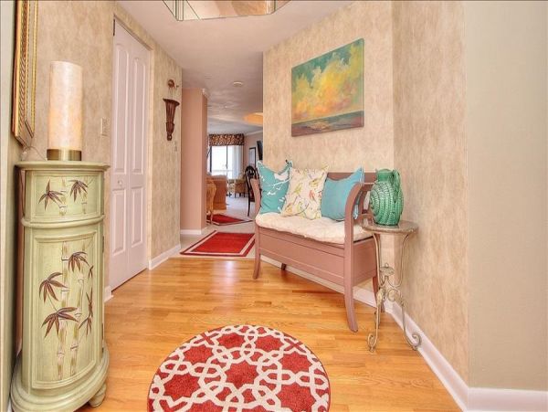 VIEWS EVERYWHERE 3 BEDROOM CLEARWATER BEACHFRONT CONDO