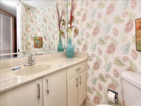VIEWS EVERYWHERE 3 BEDROOM CLEARWATER BEACHFRONT CONDO