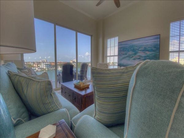 3 Bedroom -3 Bathroom Condo with Water Views short walk to restaurants and beach