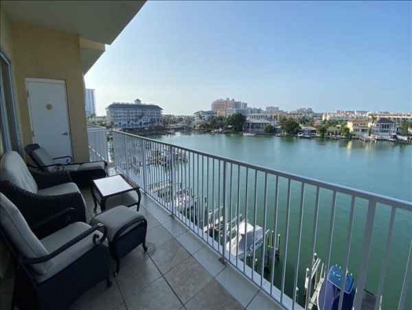 3 Bedroom -3 Bathroom Condo with Water Views short walk to restaurants and beach