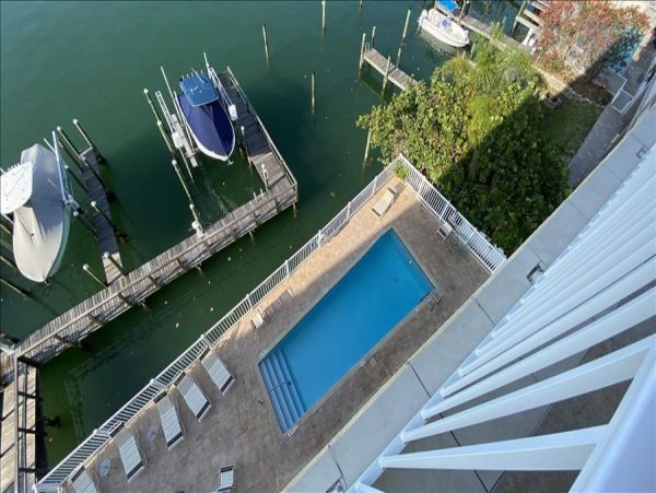 3 Bedroom -3 Bathroom Condo with Water Views short walk to restaurants and beach