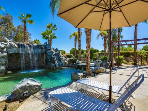 Palm Desert Home 983926