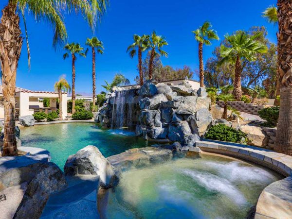 Palm Desert Home 983926