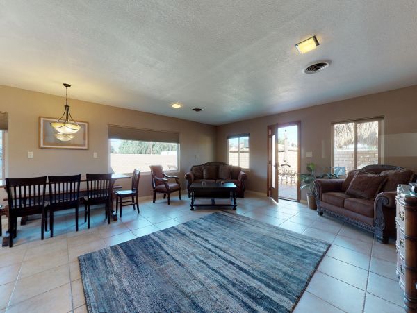 Palm Desert Home 983928