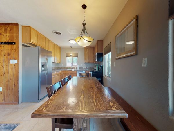 Palm Desert Home 983928