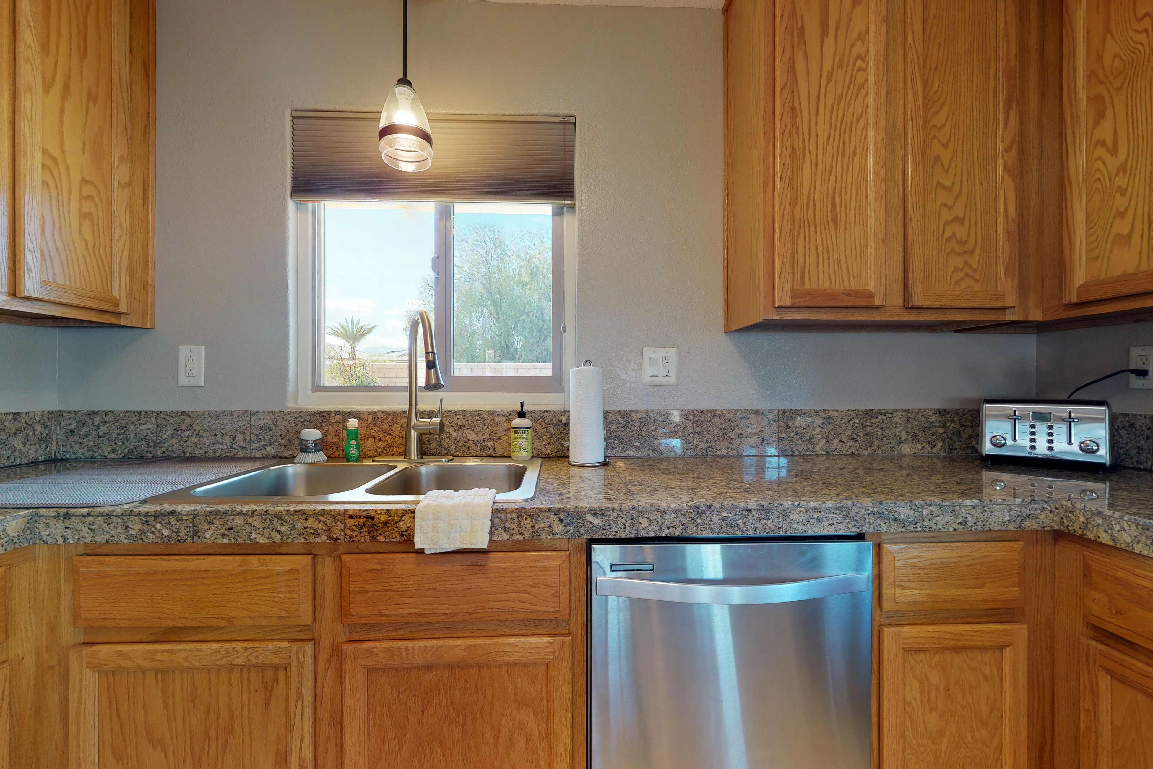 Palm Desert Home 983928