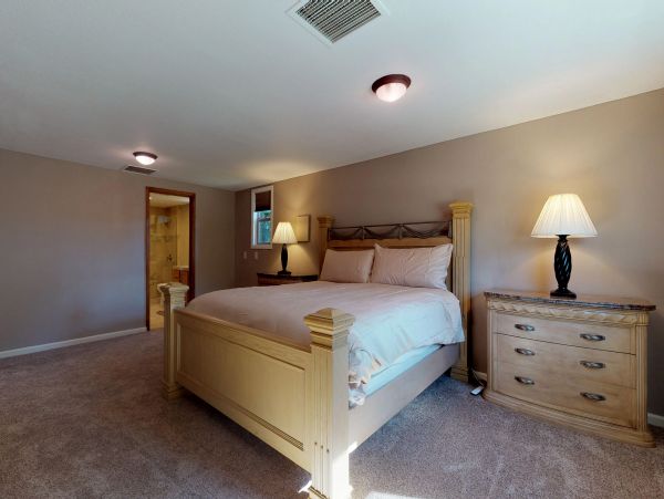 Palm Desert Home 983928