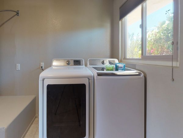 Palm Desert Home 983928