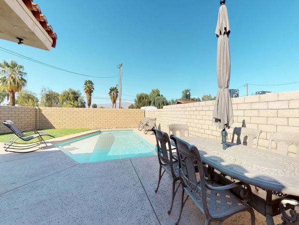 Palm Desert Home 983928