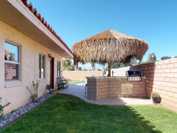 Palm Desert Home 983928