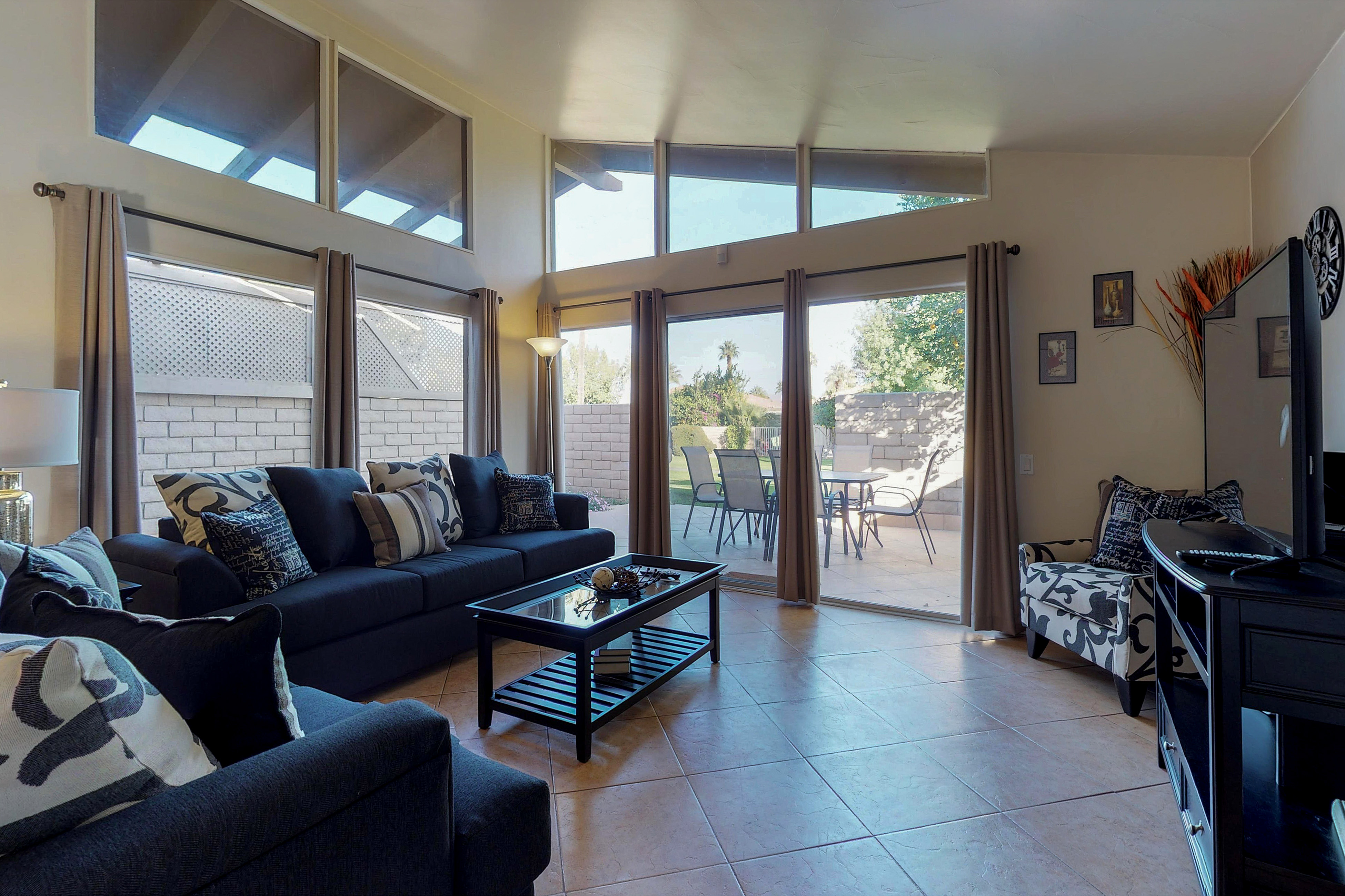 Palm Desert Home 983929
