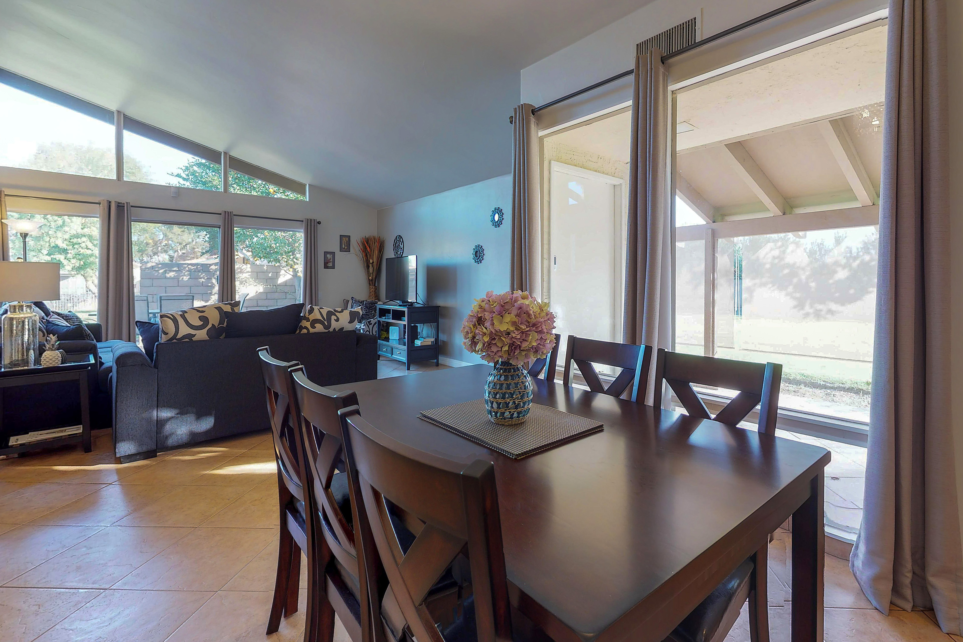 Palm Desert Home 983929