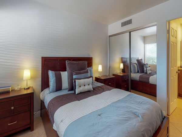 Palm Desert Home 983929