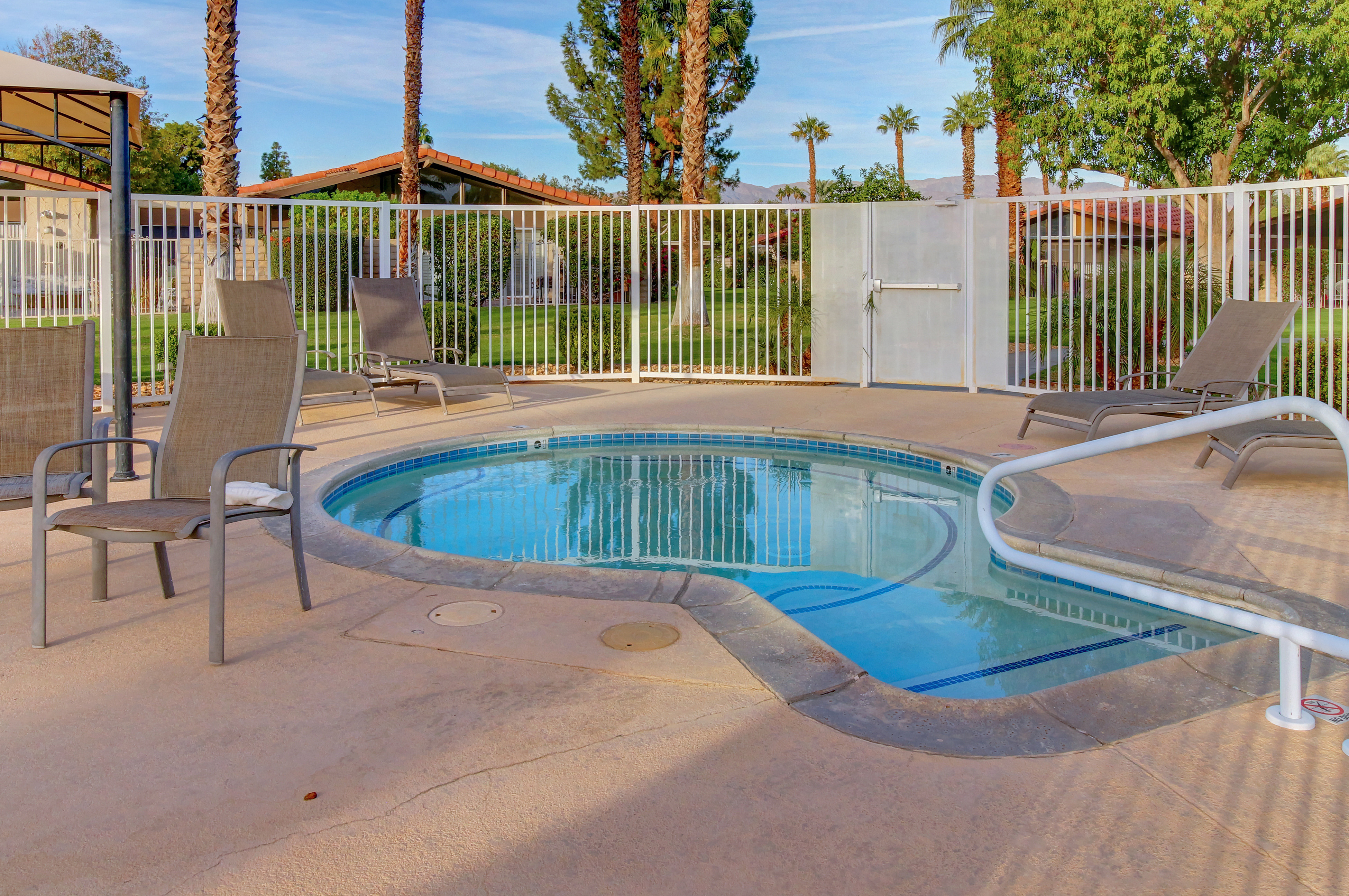 Palm Desert Home 983929