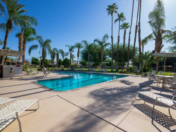 Palm Desert Home 983930