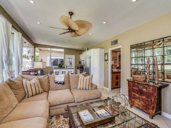 Palm Desert Home 983930