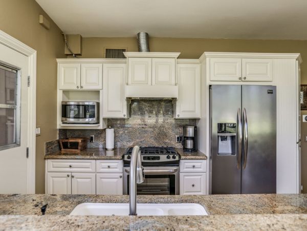 Palm Desert Home 983930