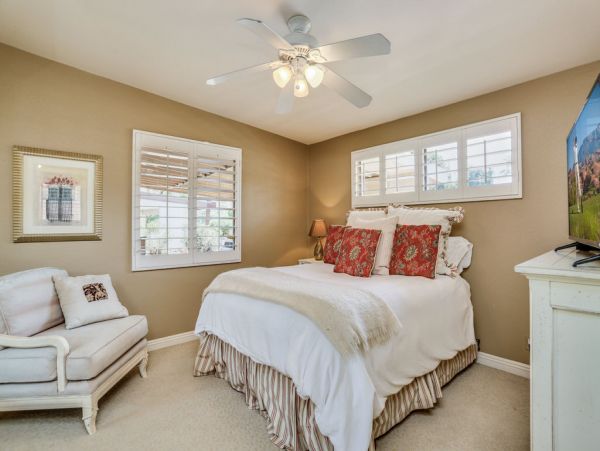 Palm Desert Home 983930