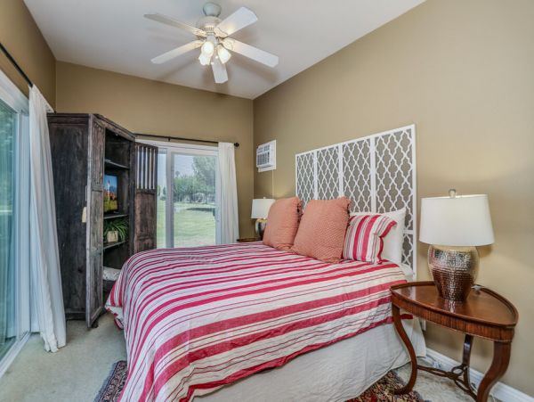 Palm Desert Home 983930