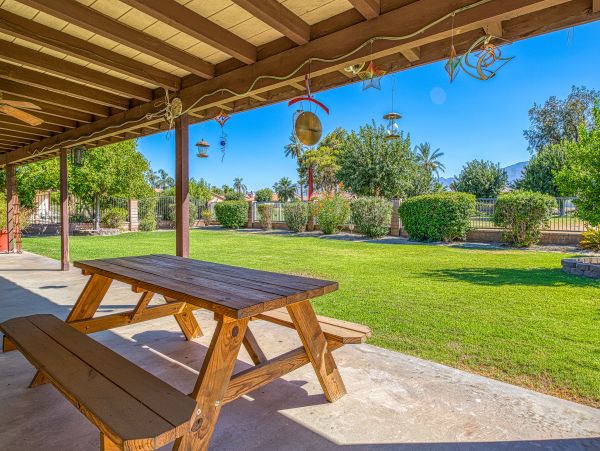 Palm Desert Home 983931