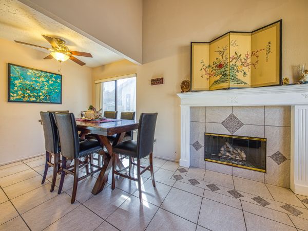 Palm Desert Home 983931