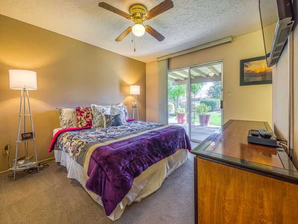 Palm Desert Home 983931