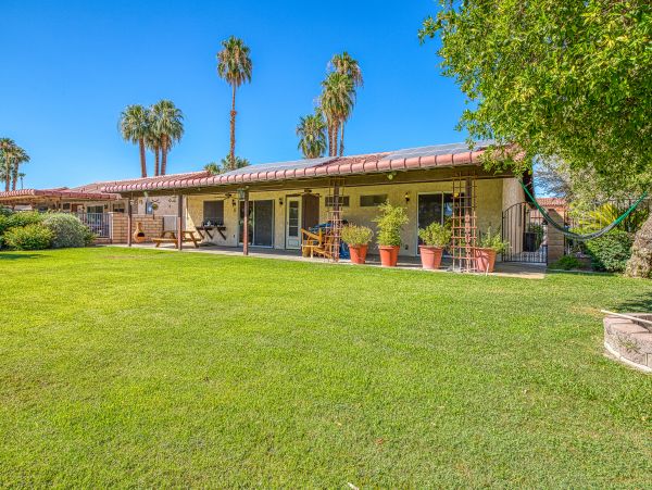 Palm Desert Home 983931