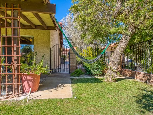 Palm Desert Home 983931