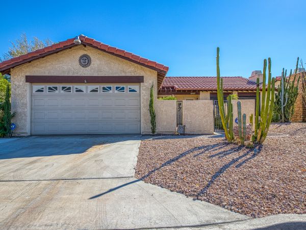 Palm Desert Home 983931