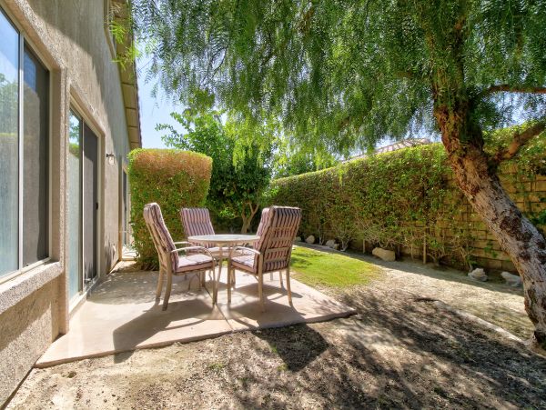 Palm Desert Home 983932